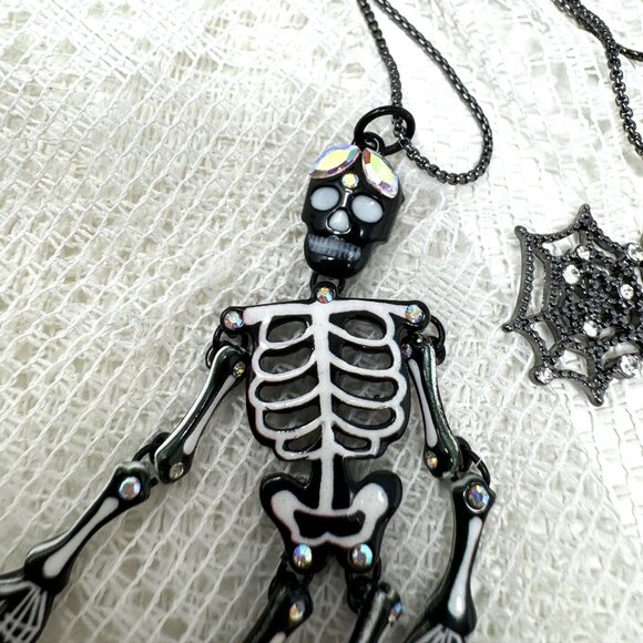 Betsey Johnson Glow In The Dark Skeleton & Spider Web Pendant Necklace - Picture 4 of 8